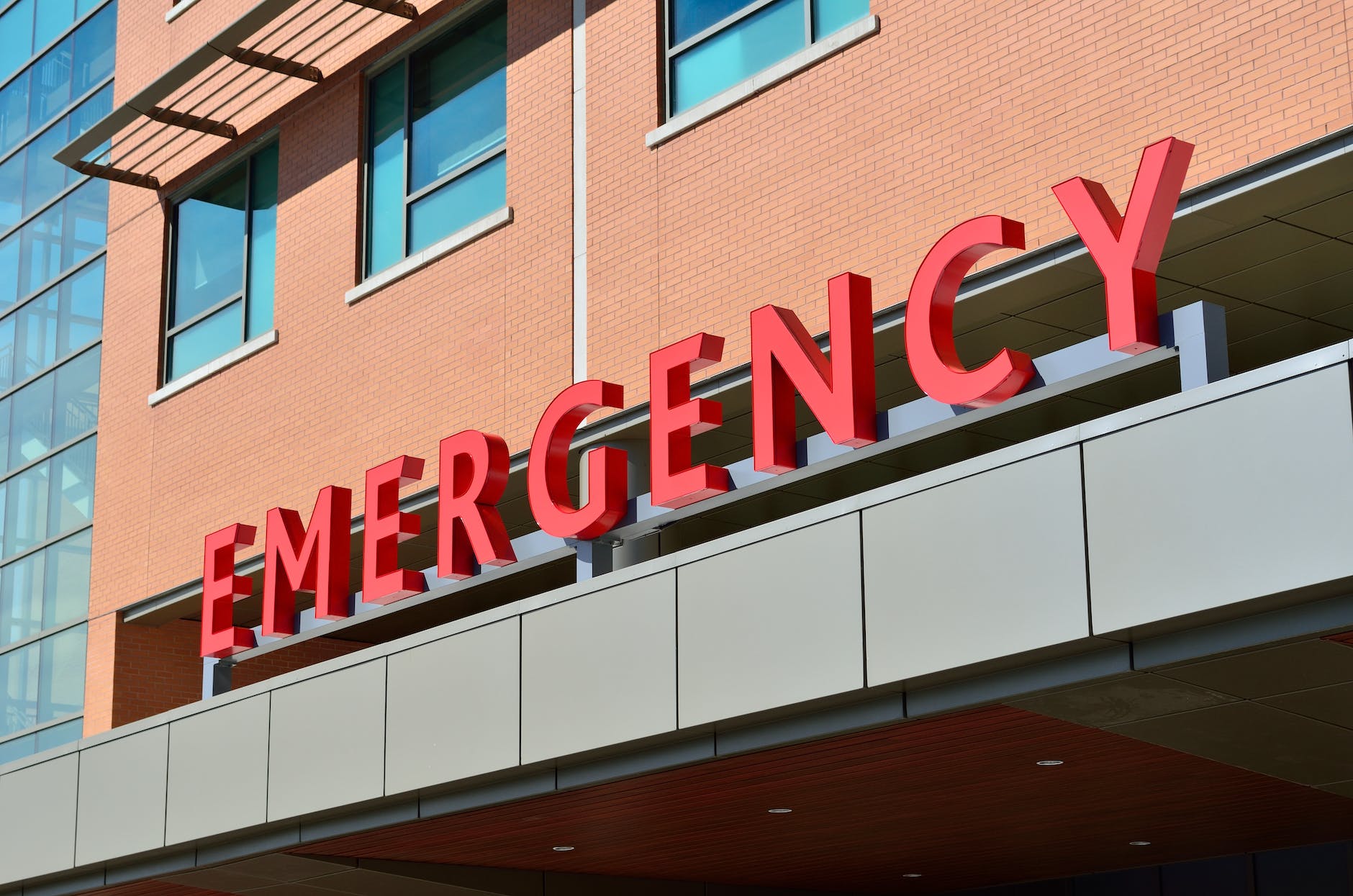 Emergency Room Interpreting: Essential Knowledge and Preparedness